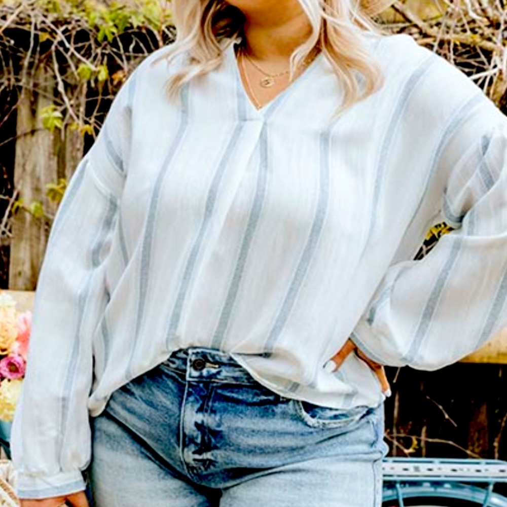 Perch by BLU-PEPPER Wonder Years Shift Top Sz 1XL Blue curves and white stripes.